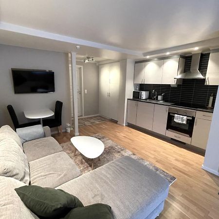 Daltind - Modern Apartment With Free Parking 纳尔维克 外观 照片