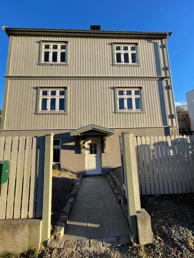 Daltind - Modern Apartment With Free Parking 纳尔维克 外观 照片